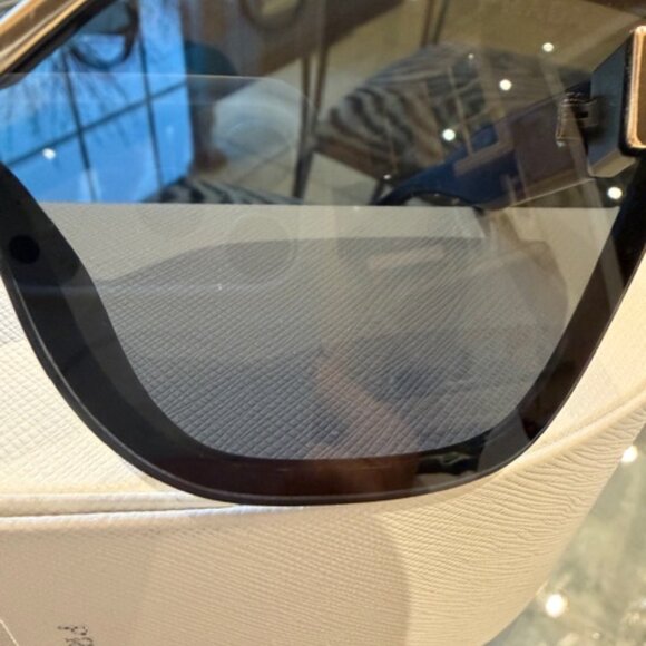 Prada Sunglass - Picture 11 of 16